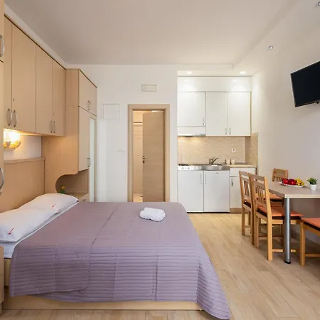 Apartment Sunny Makarska