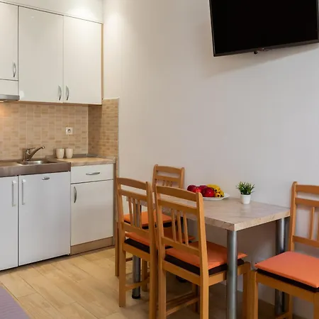 Apartment Sunny *