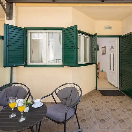 Apartamento Sunny I *