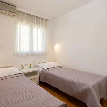 Apartment Sunny