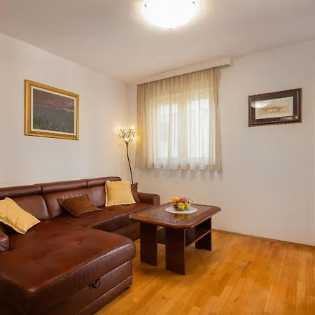 Sunny Apartment